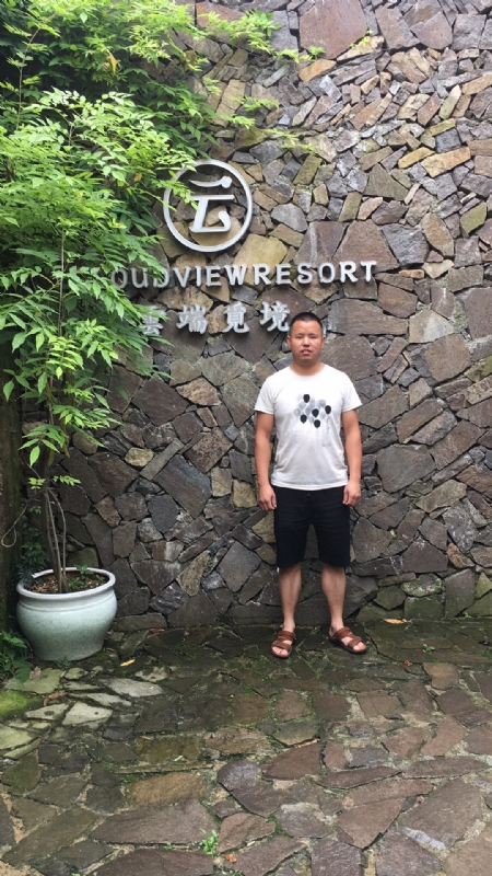 何超洪的第二张照片--柳州相亲服务中心