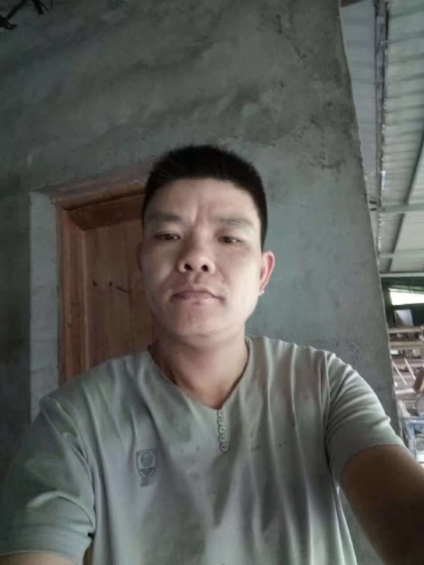 寻找幸福的第一张照片--柳州相亲服务中心