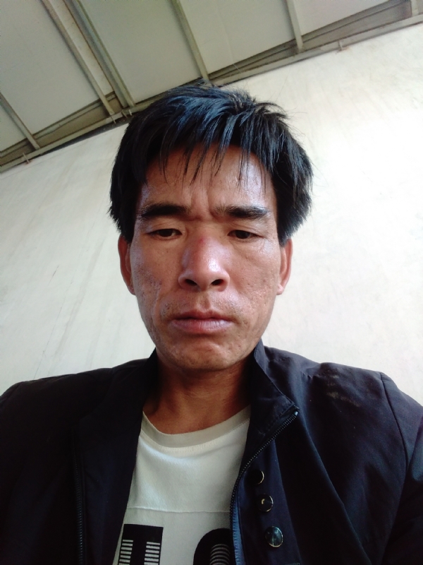 项斌的第一张照片--柳州相亲服务中心