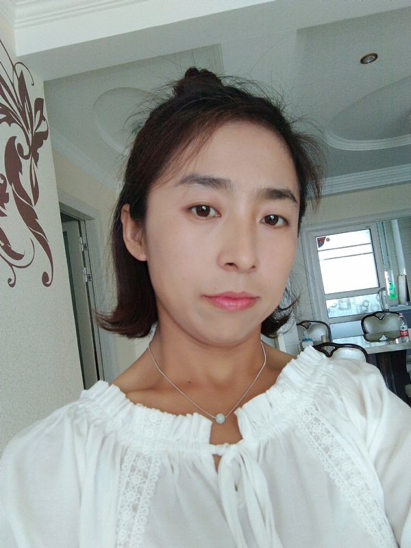 柠檬的第一张照片--柳州相亲服务中心