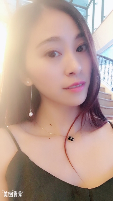 隨風的云的第一张照片--柳州相亲服务中心