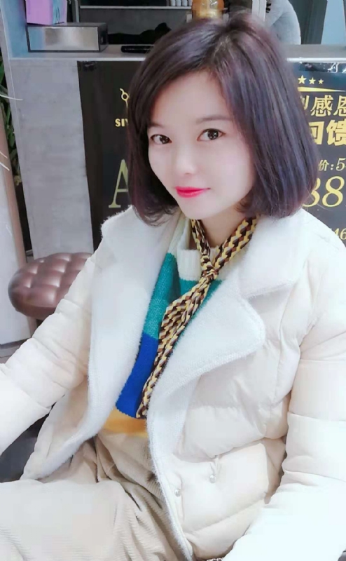 认真的雪的第一张照片--柳州相亲服务中心