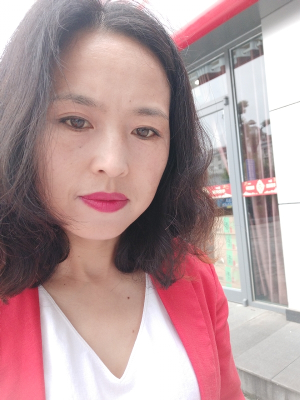 枫叶飘零的第一张照片--柳州相亲服务中心