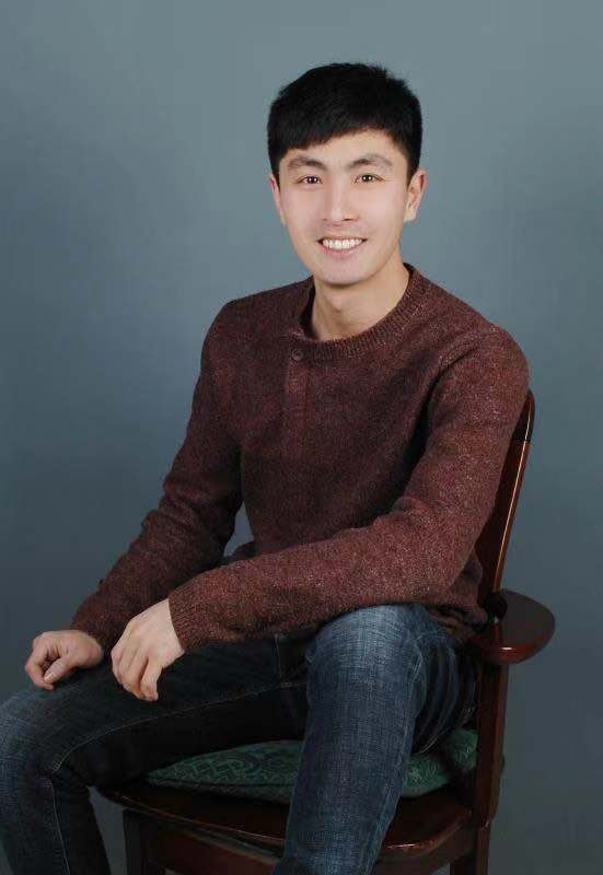 王泽的第二张照片--柳州相亲服务中心