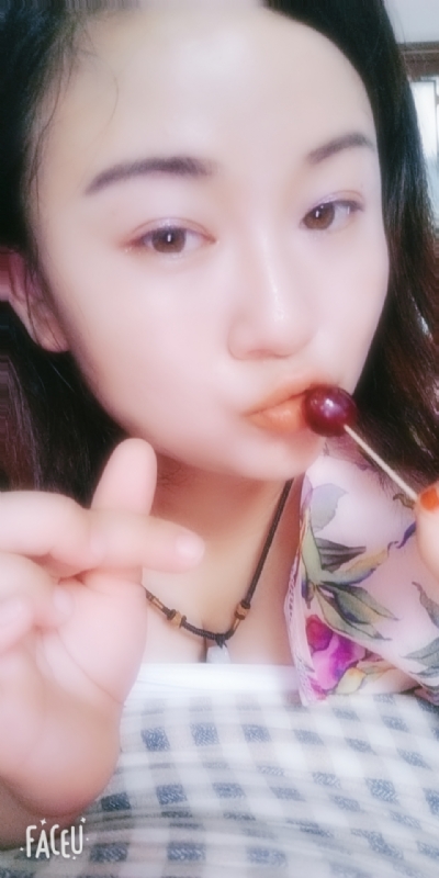 霸气璐妞的第一张照片--柳州相亲服务中心