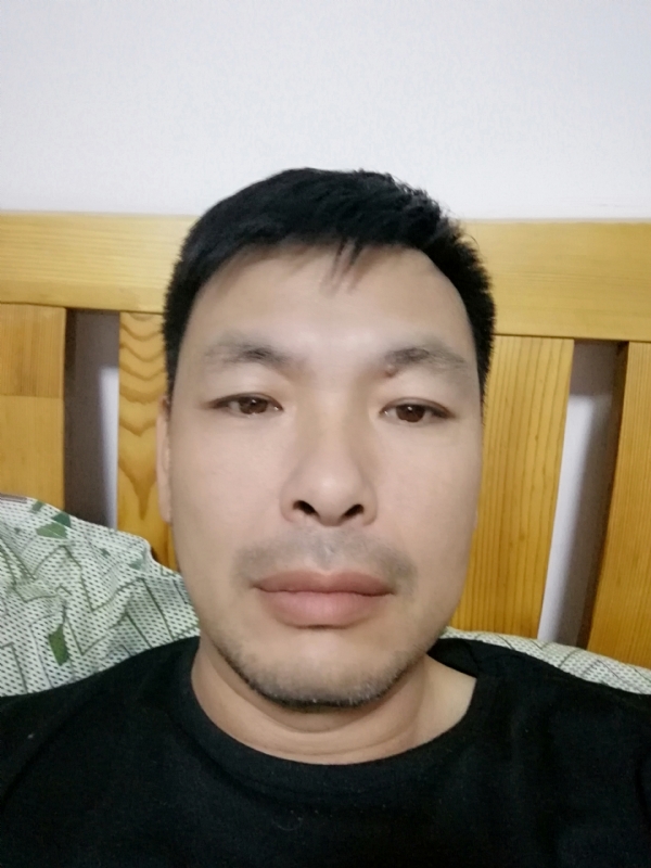 不爱当牛的第一张照片--柳州相亲服务中心