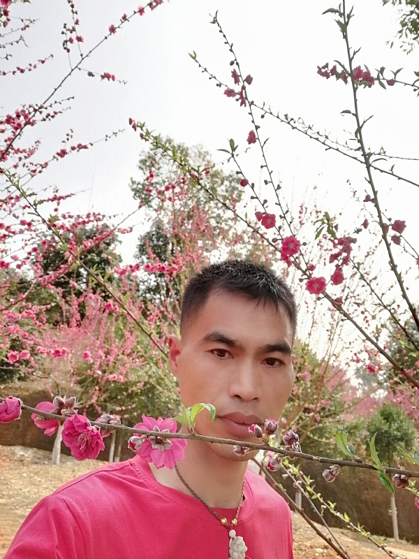 惜緣的第一张照片--柳州相亲服务中心