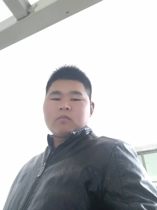 小哥的第一张照片--柳州相亲服务中心