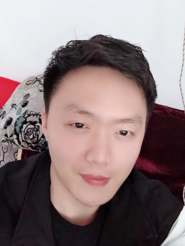 执迷的鲸鱼的第一张照片--柳州相亲服务中心