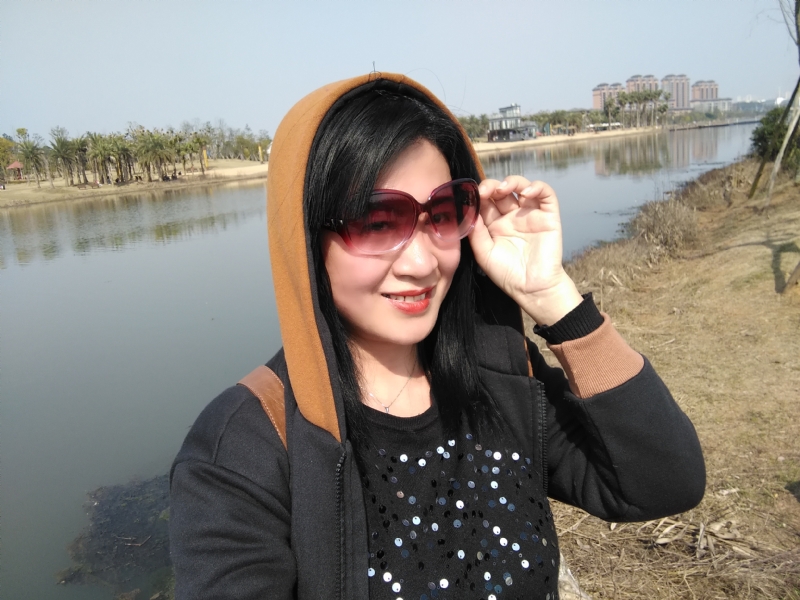 雅寻的第一张照片--柳州相亲服务中心