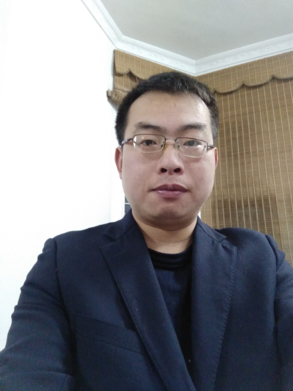 简单爱的第一张照片--柳州相亲服务中心