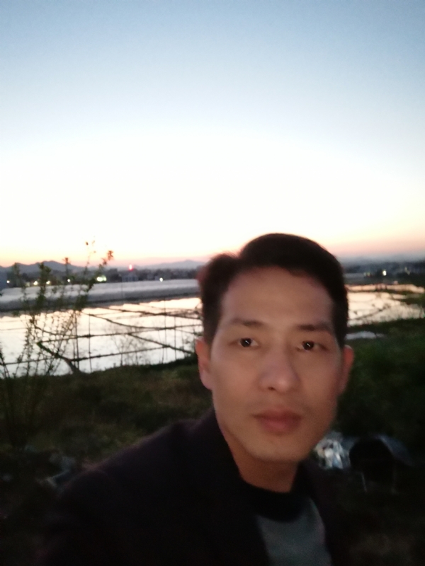 不忘初心的第一张照片--柳州相亲服务中心