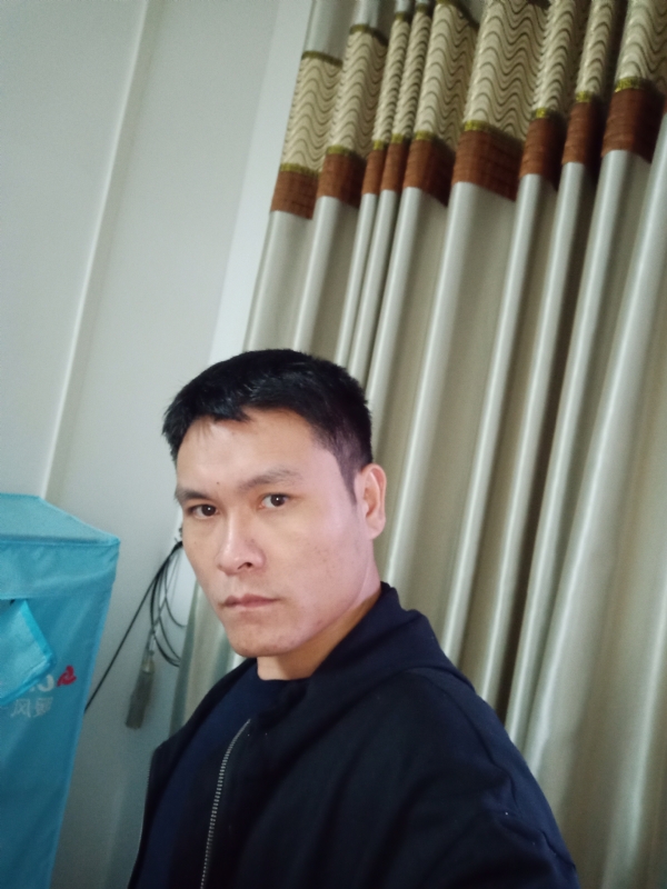 心如止水的第一张照片--柳州相亲服务中心