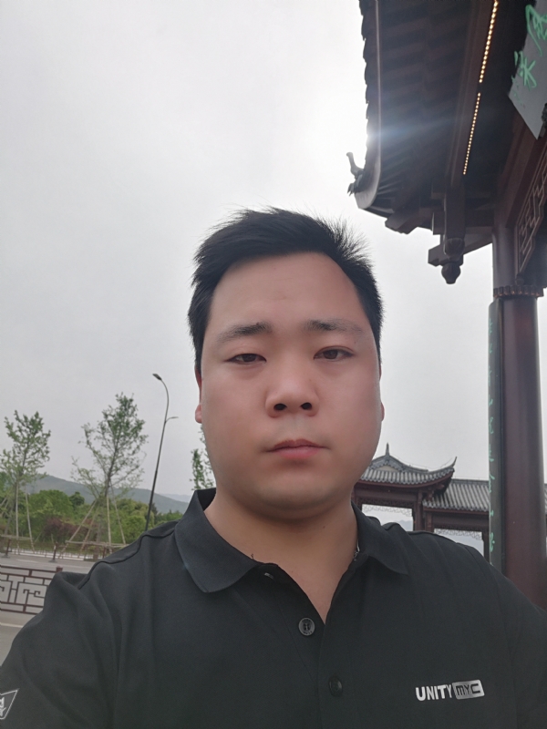 微笑的第一张照片--柳州相亲服务中心