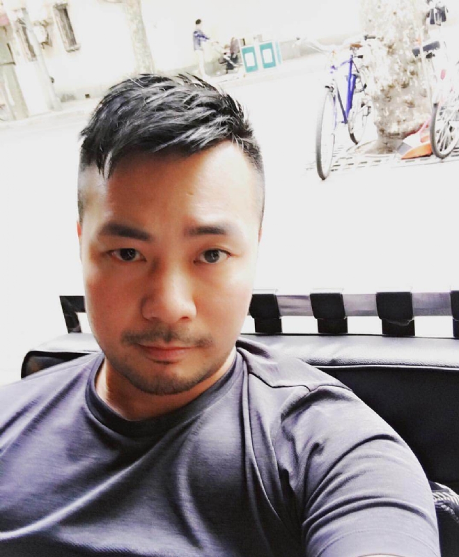 刘江平的第二张照片--柳州相亲服务中心