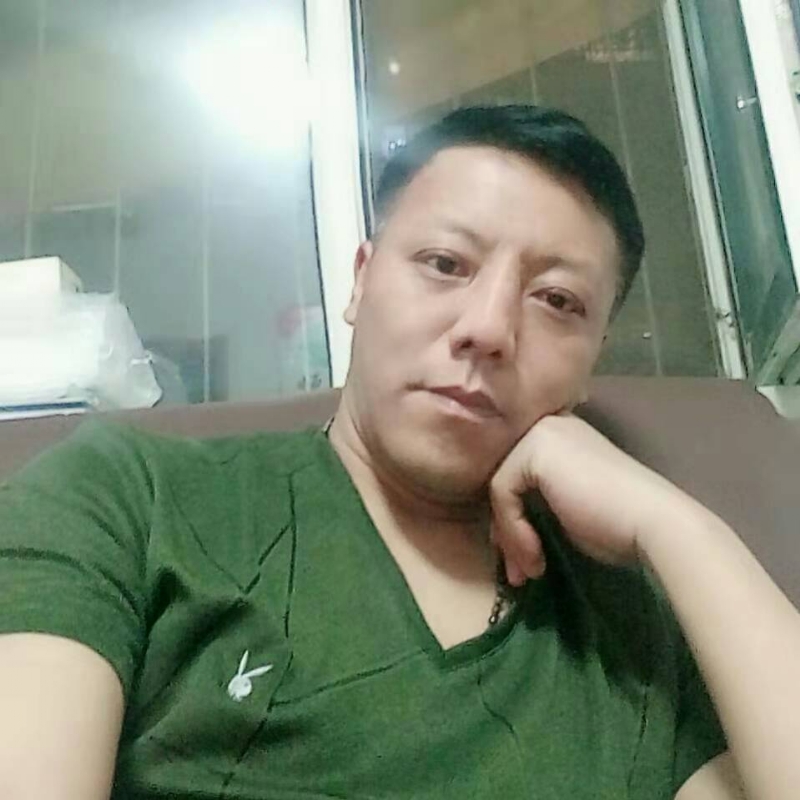 龍行天下的第一张照片--柳州相亲服务中心