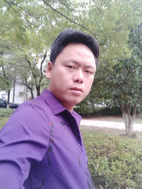 黄龙飞的第一张照片--柳州相亲服务中心