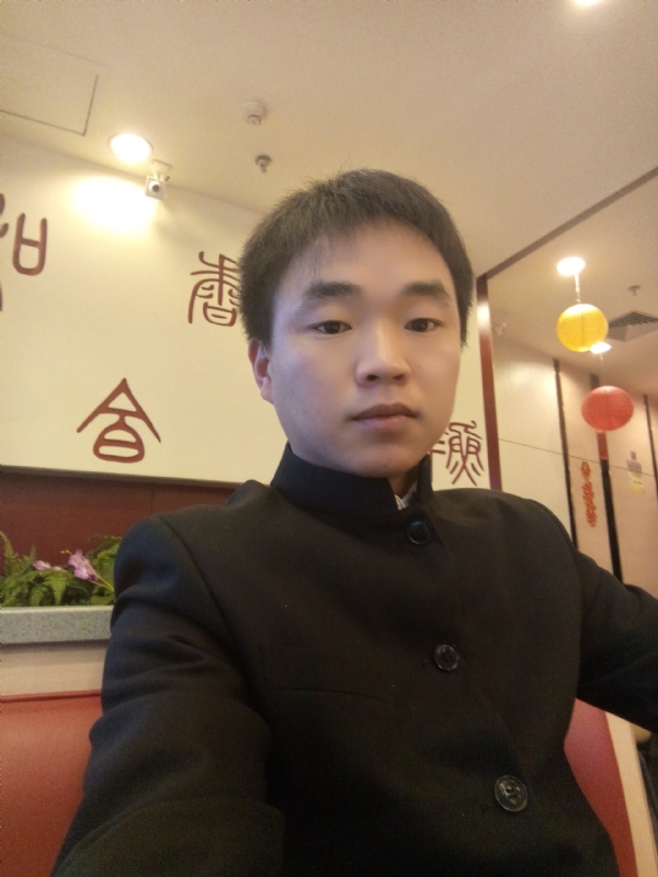 夜凉露沾衣的第一张照片--柳州相亲服务中心