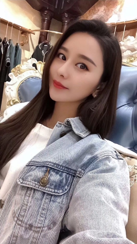 李珊珊的第一张照片--柳州相亲服务中心