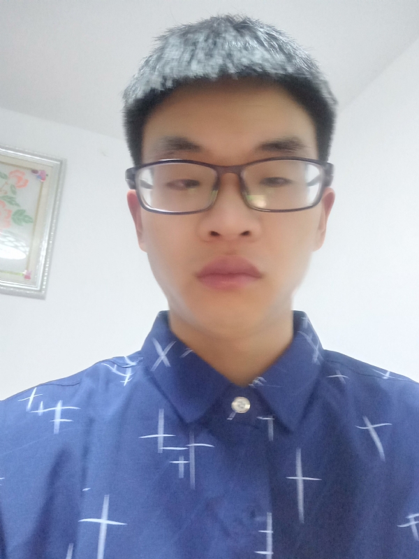 搬砖小伙的第一张照片--柳州相亲服务中心