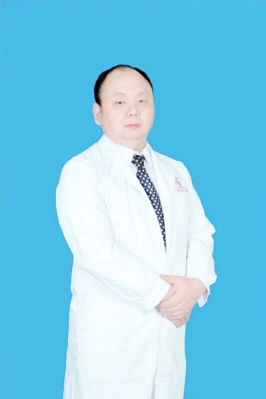 小村医的第一张照片--柳州相亲服务中心