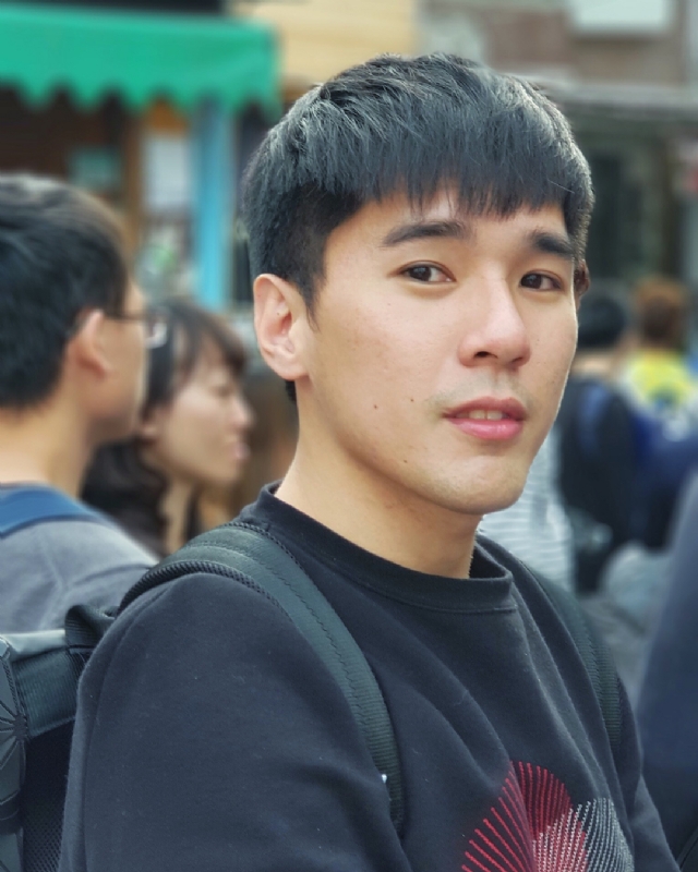 雨中孤独的第一张照片--柳州相亲服务中心