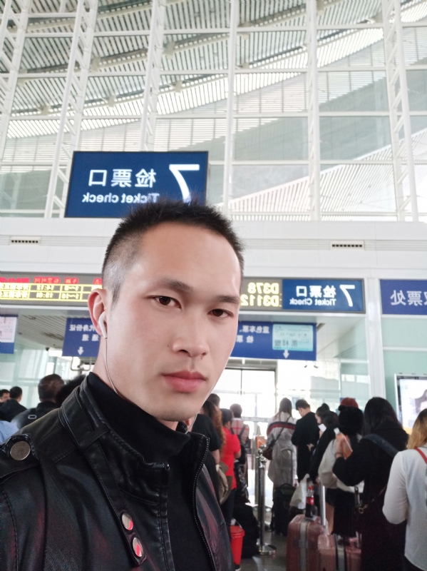 一叶知秋的第一张照片--柳州相亲服务中心