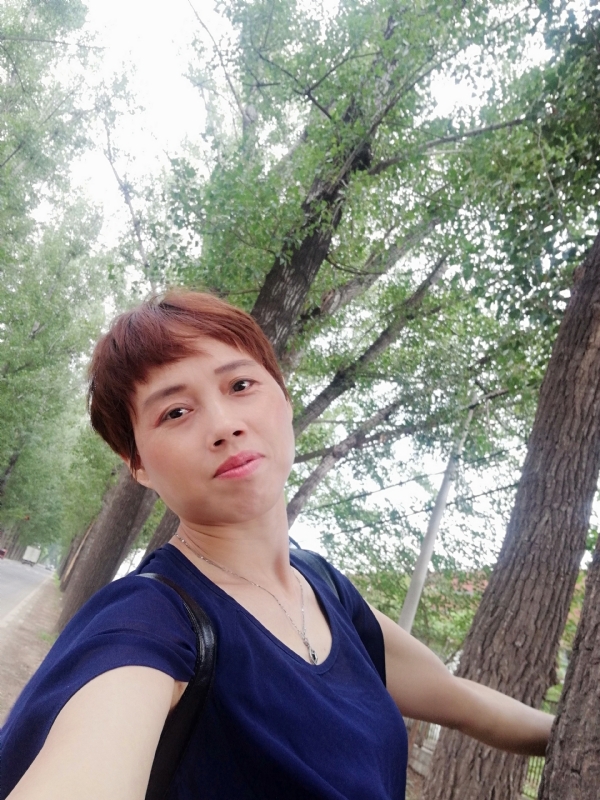 健康快乐女神的第二张照片--柳州相亲服务中心