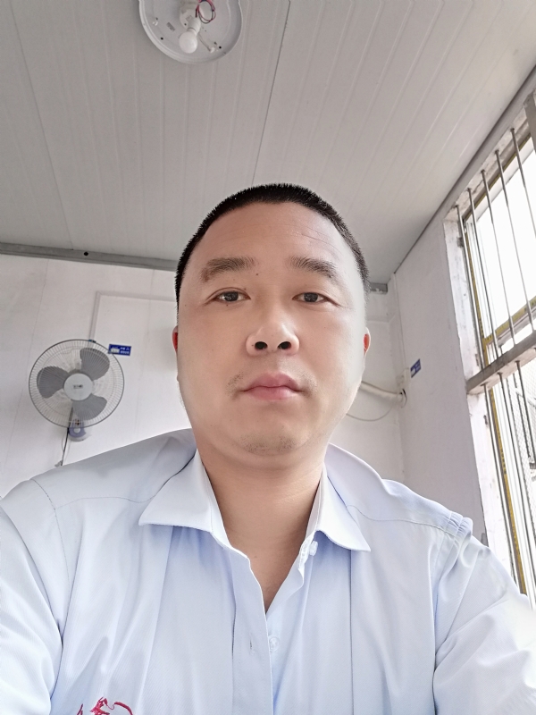 平安的第一张照片--柳州相亲服务中心