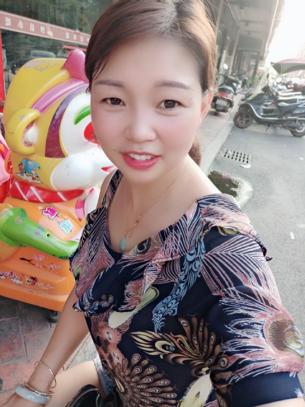云儿的第一张照片--柳州相亲服务中心