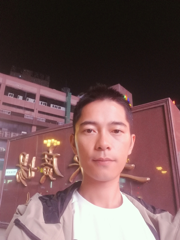 重庆小林的第一张照片--柳州相亲服务中心