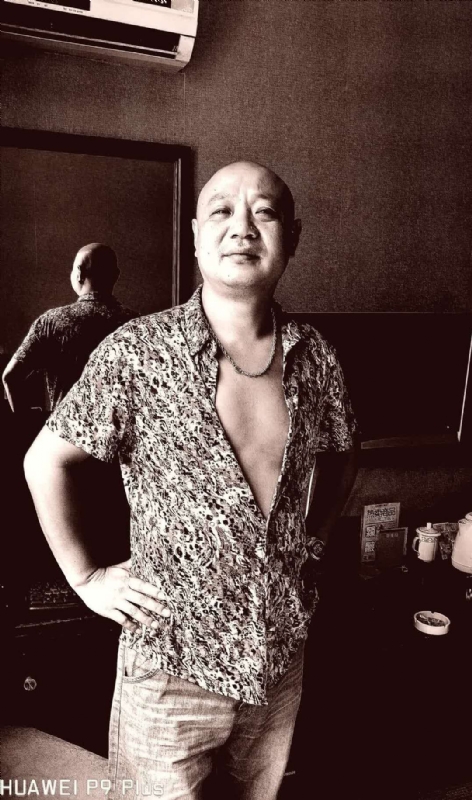 该谁是谁的第一张照片--柳州相亲服务中心