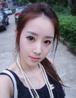 小可爱的第一张照片--柳州相亲服务中心