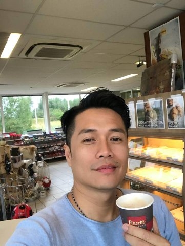 短歌的第一张照片--柳州相亲服务中心