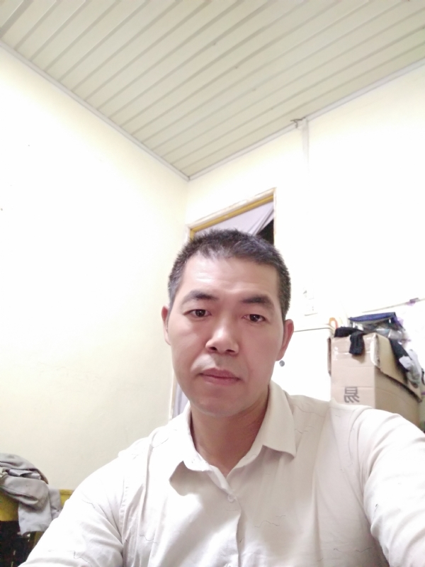 为伊消得人憔悴的第一张照片--柳州相亲服务中心