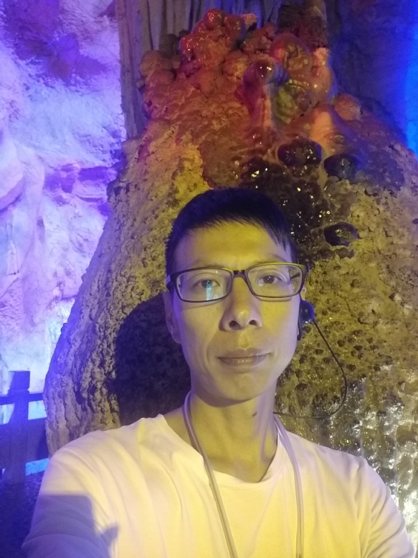 红叶的第一张照片--柳州相亲服务中心
