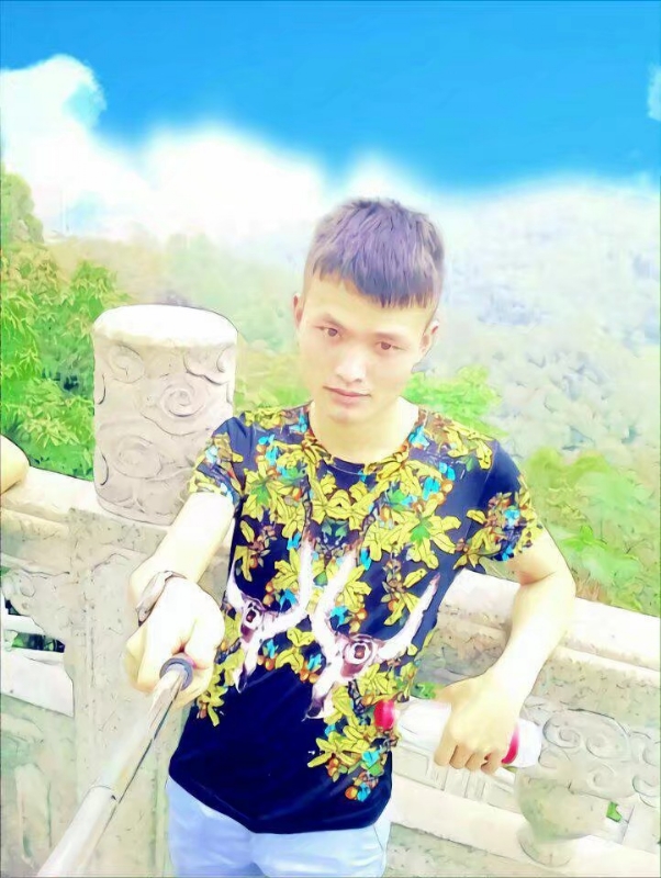 孤独王者元首的第一张照片--柳州相亲服务中心