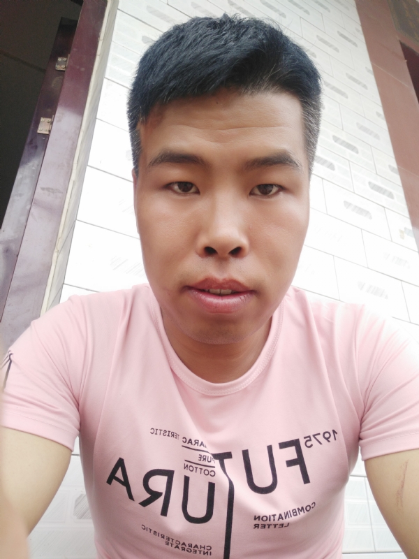 守护爱情的第一张照片--柳州相亲服务中心