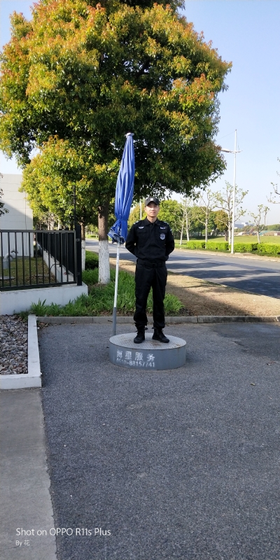 花非花的第一张照片--柳州相亲服务中心