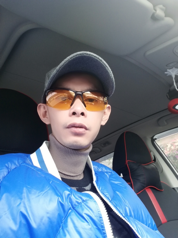 愿得一人心的第一张照片--柳州相亲服务中心