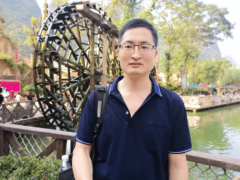 一笑而过的第一张照片--柳州相亲服务中心