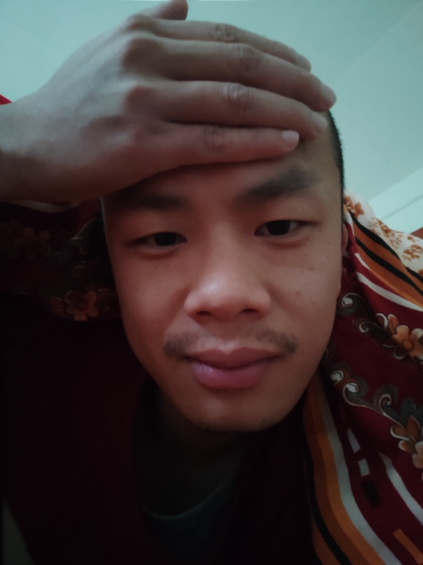 开心鬼在哪呢的第一张照片--柳州相亲服务中心