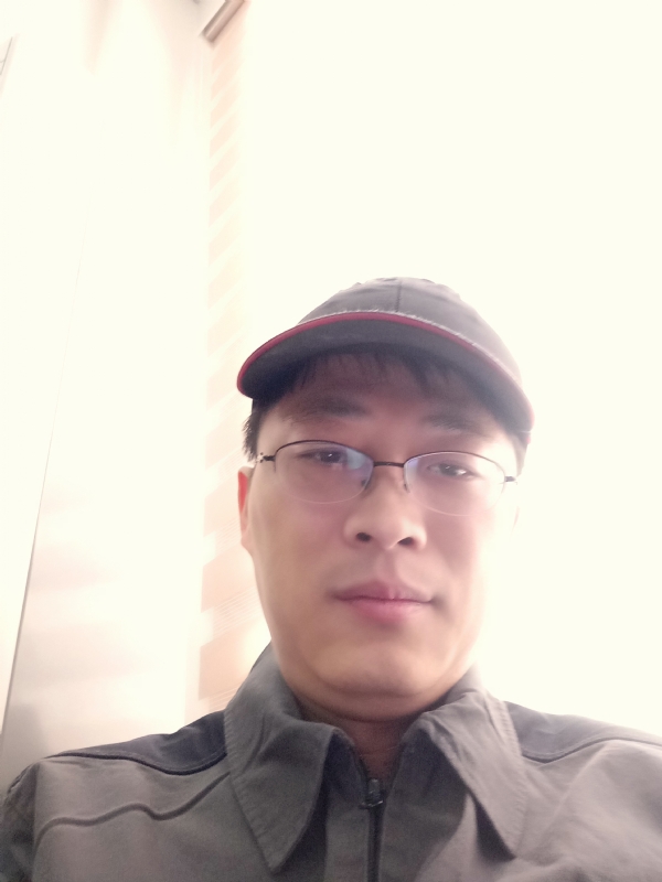 小马哥的第一张照片--柳州相亲服务中心
