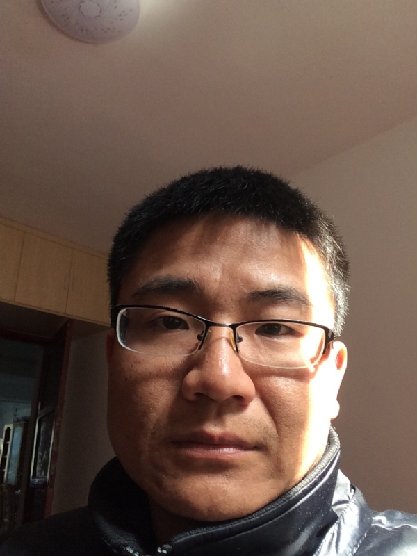 余浩浩的第一张照片--柳州相亲服务中心