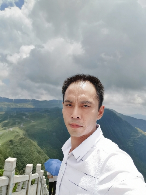 LXZ的第一张照片--柳州相亲服务中心