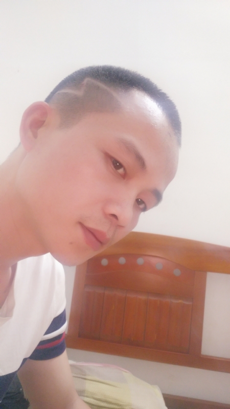 骑着蜗牛看世界的第一张照片--柳州相亲服务中心