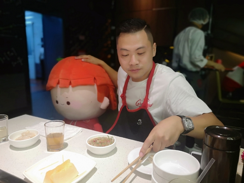 逆行的第一张照片--柳州相亲服务中心
