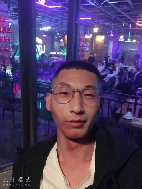 东北小伙的第一张照片--柳州相亲服务中心