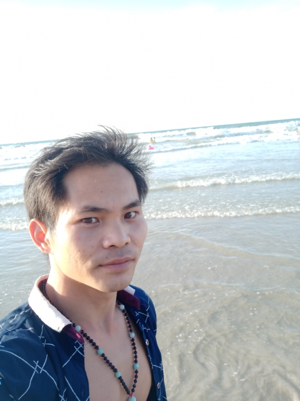 爱已欠费的第一张照片--柳州相亲服务中心