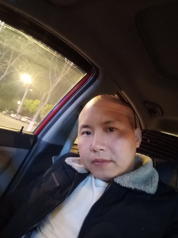 平平淡淡的第一张照片--柳州相亲服务中心